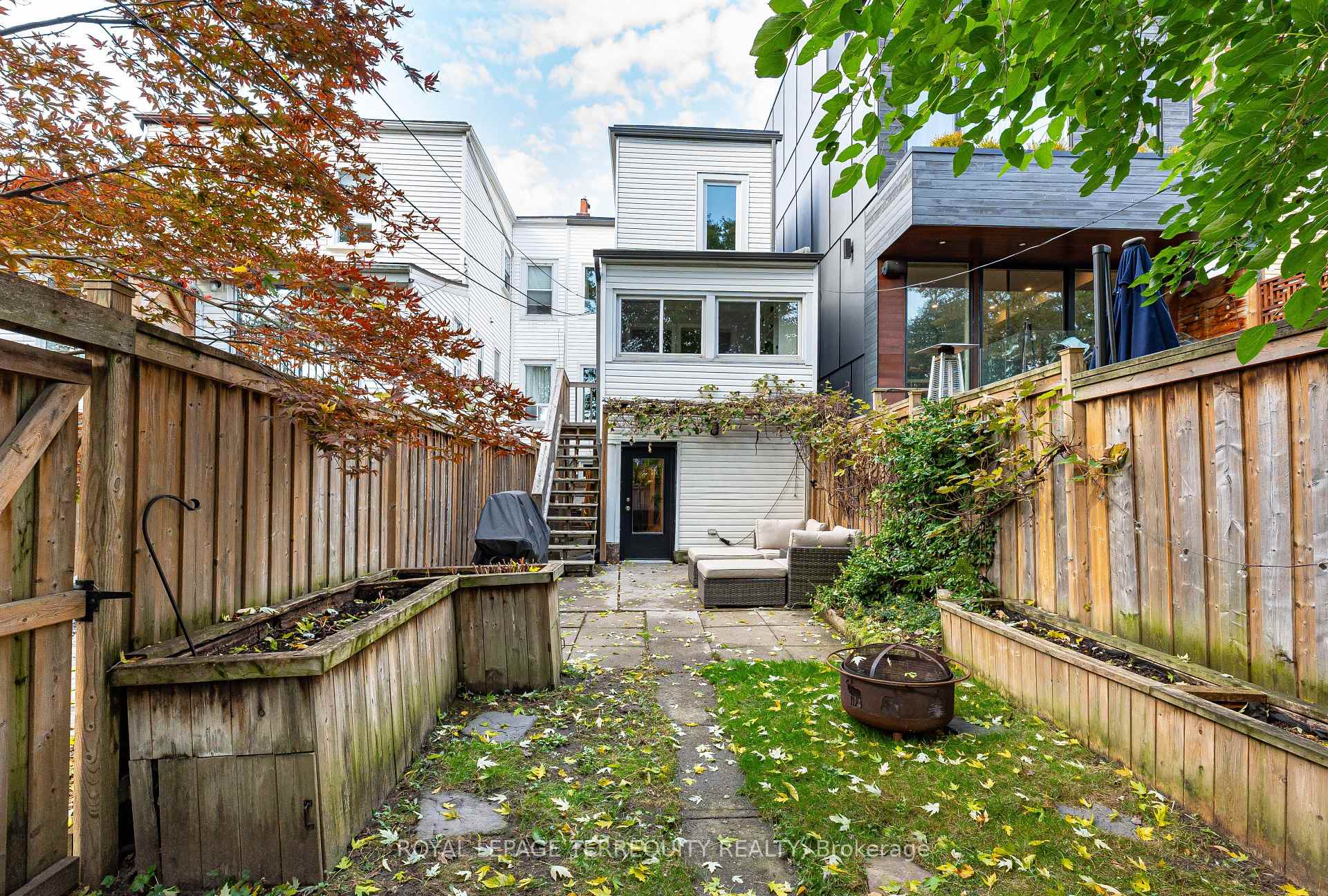 Photo 31 of 45 Dingwall Avenue, Toronto, Blake-Jones — HOMEH