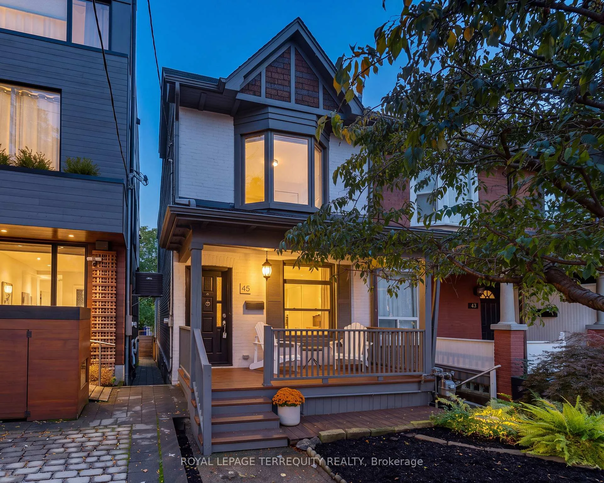 Photo of 45 Dingwall Avenue