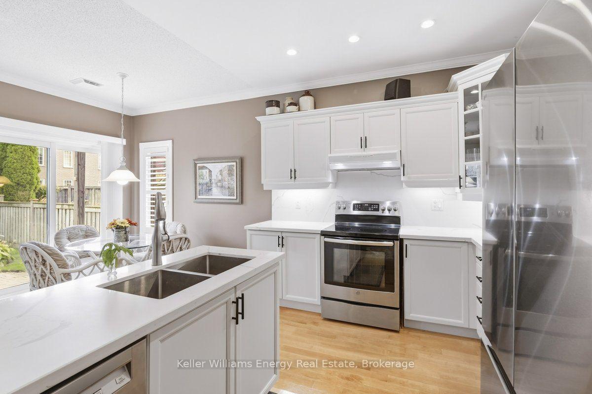 Photo 9 of 1515 Greenvalley Trail, Oshawa, Taunton — HOMEH