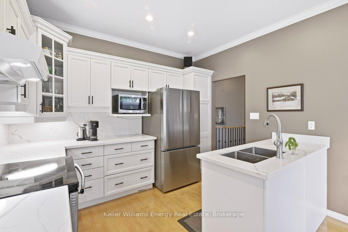 Photo 10 of 1515 Greenvalley Trail, Oshawa, Taunton — HOMEH