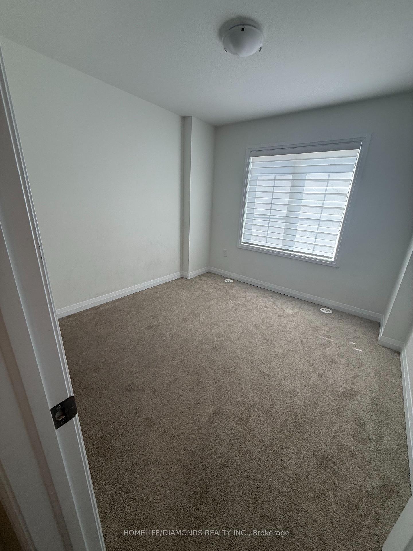 Photo 22 of 95 Norwich Crescent, Haldimand — HOMEH