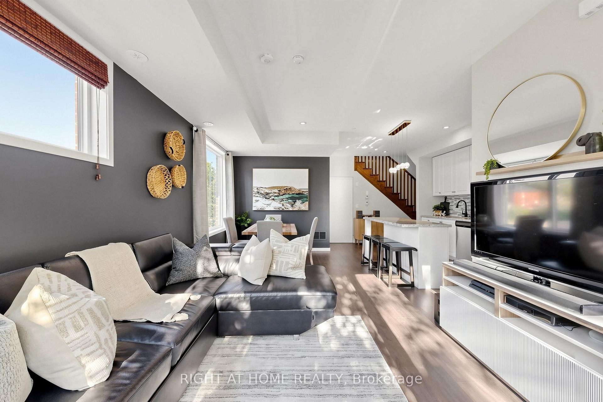 Photo 4 of Unit 75, 400 Alex Gardner Circle, Aurora, Aurora Village — HOMEH