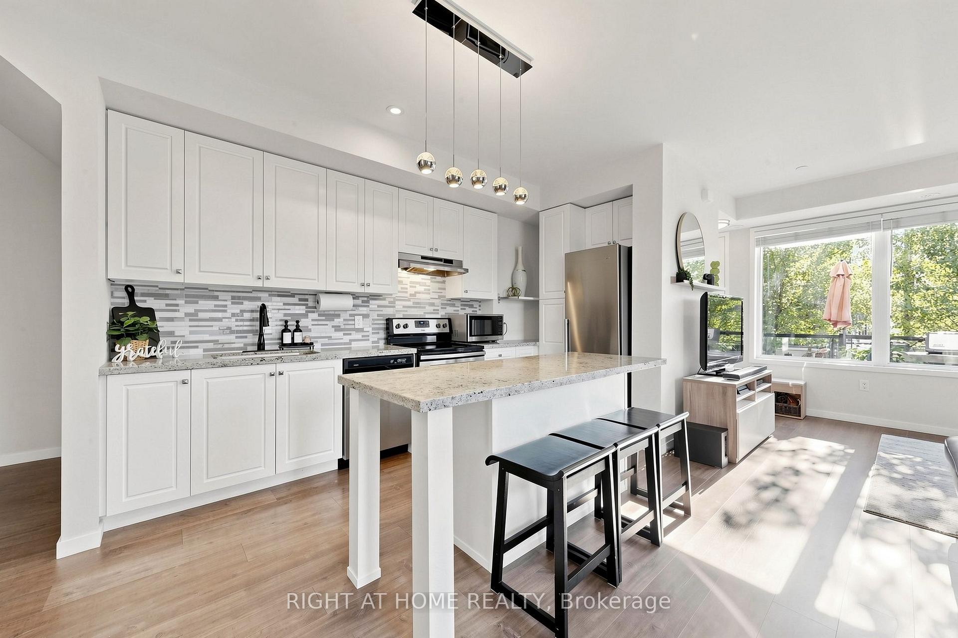 Photo 9 of Unit 75, 400 Alex Gardner Circle, Aurora, Aurora Village — HOMEH