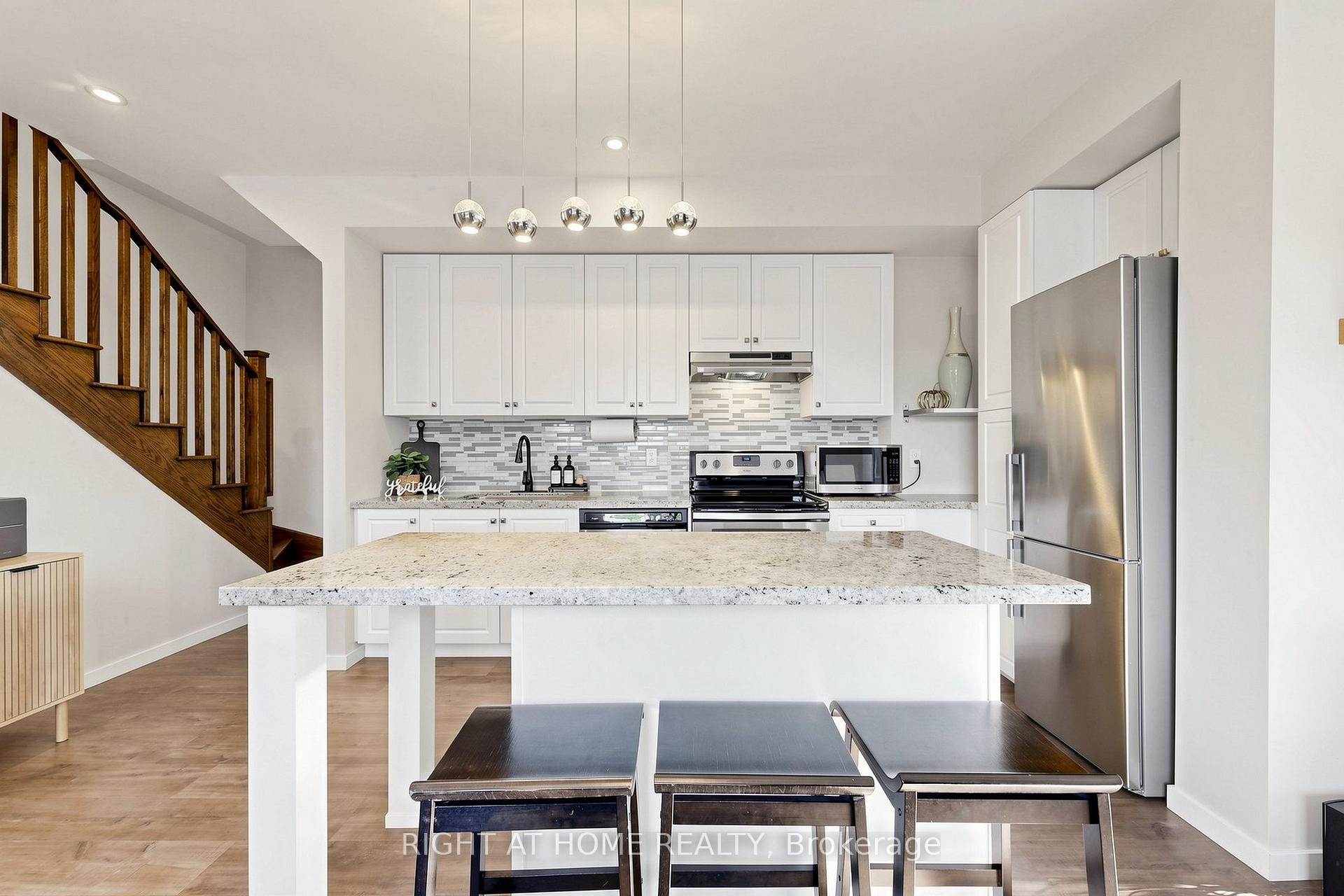 Photo 10 of Unit 75, 400 Alex Gardner Circle, Aurora, Aurora Village — HOMEH