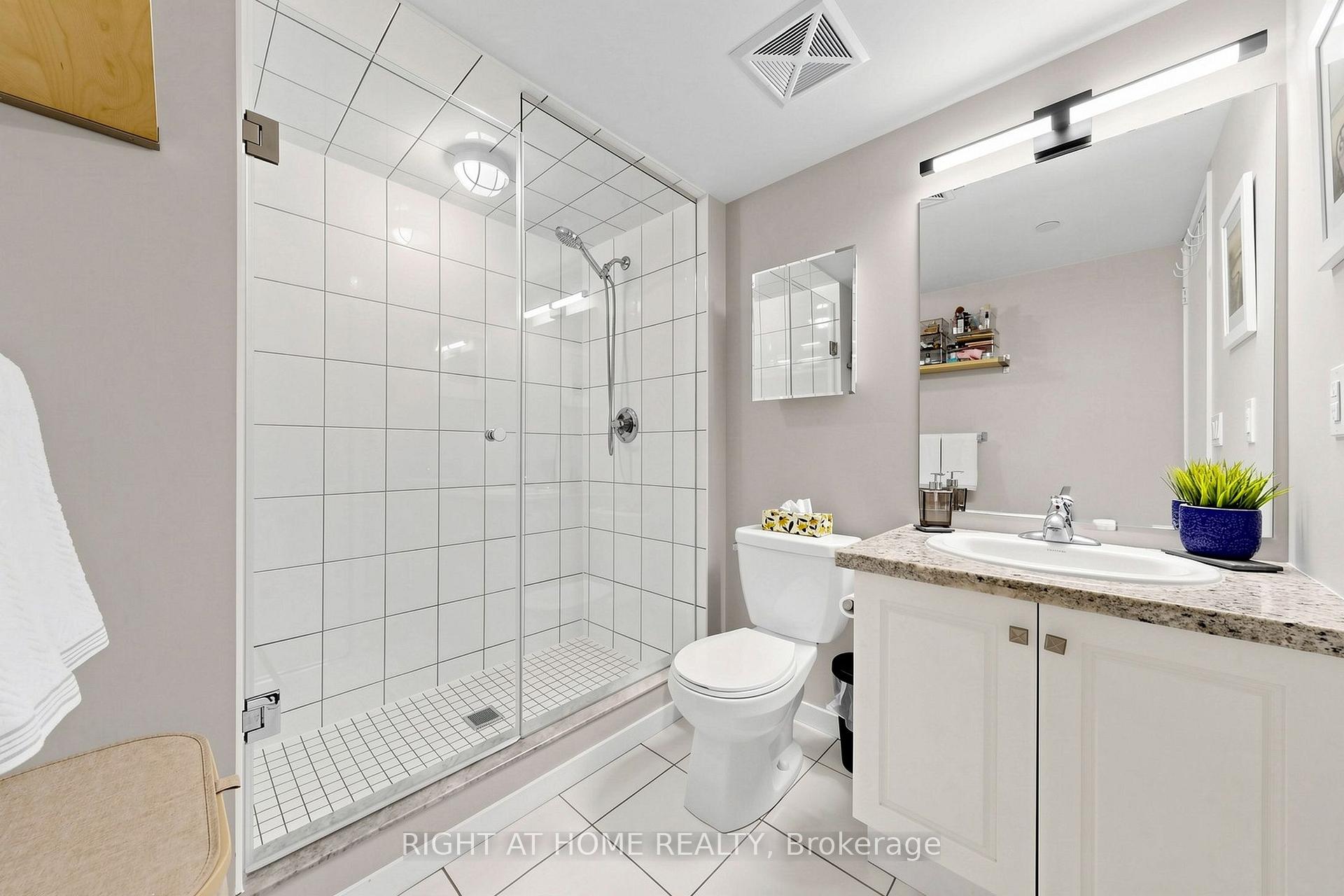 Photo 20 of Unit 75, 400 Alex Gardner Circle, Aurora, Aurora Village — HOMEH