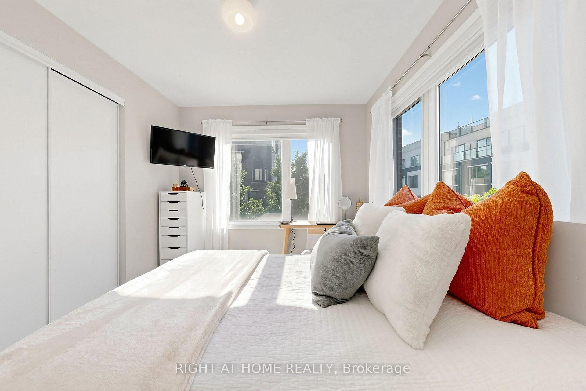 Photo 22 of Unit 75, 400 Alex Gardner Circle, Aurora, Aurora Village — HOMEH