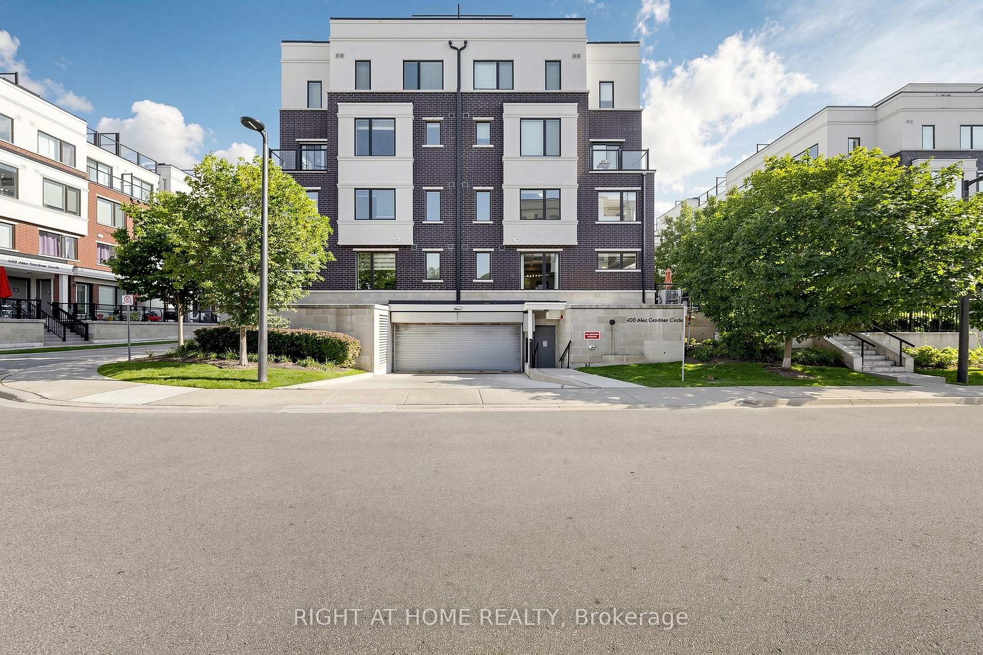 Photo 30 of Unit 75, 400 Alex Gardner Circle, Aurora, Aurora Village — HOMEH