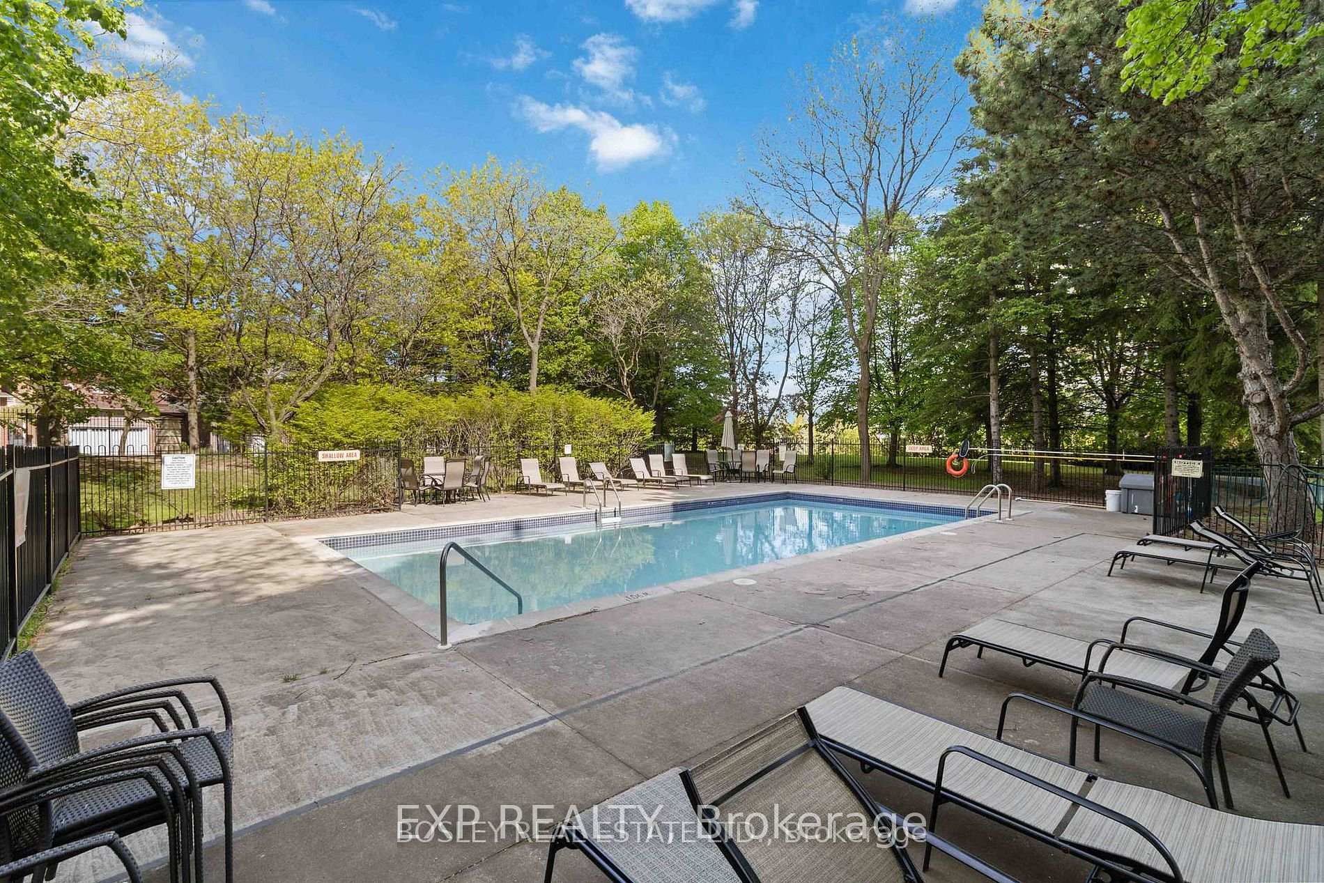 Photo 18 of Unit 206, 7250 Yonge Street, Vaughan, Crestwood-Springfarm-Yorkhill — HOMEH