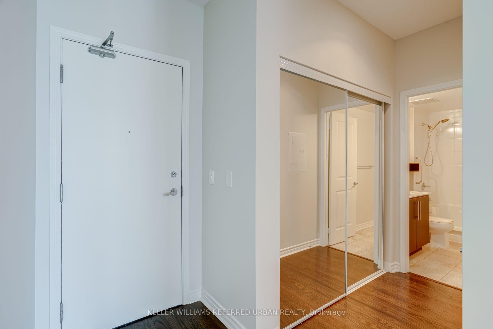 Photo 3 of Unit 1518, 2885 Bayview Avenue, North York, Bayview Village — HOMEH
