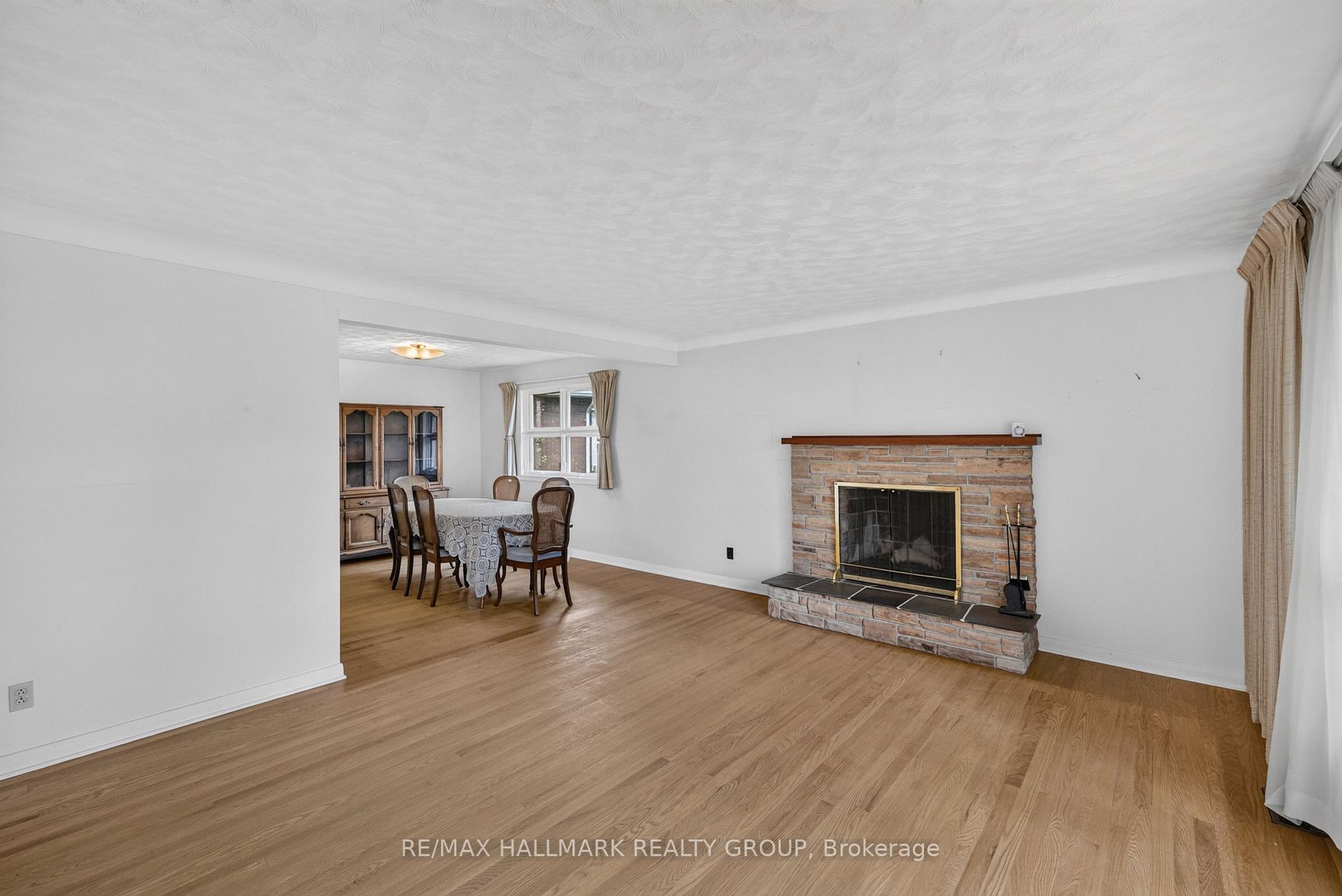 Photo 8 of 1471 Orchard Avenue, Ottawa, Alta Vista — HOMEH