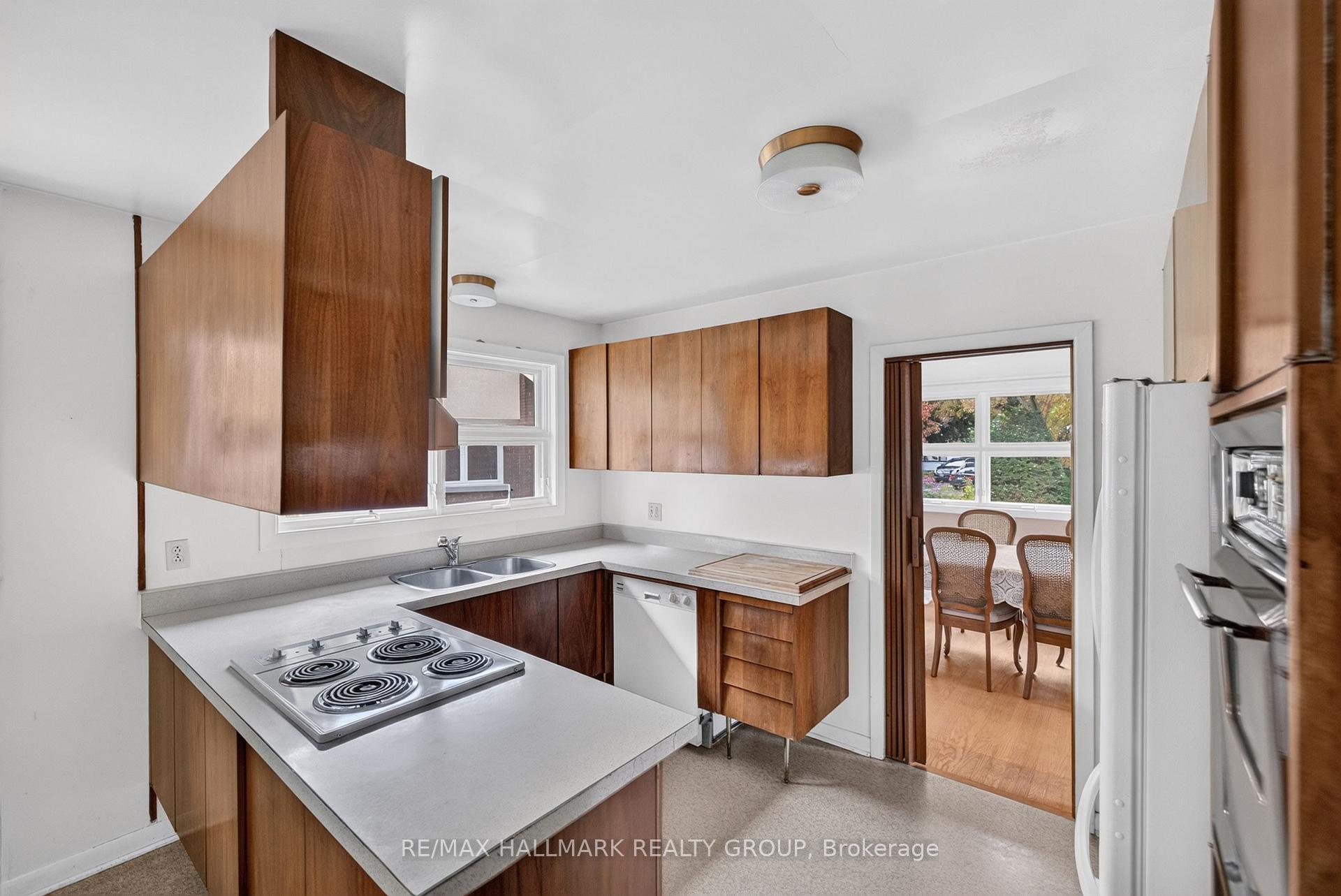 Photo 20 of 1471 Orchard Avenue, Ottawa, Alta Vista — HOMEH