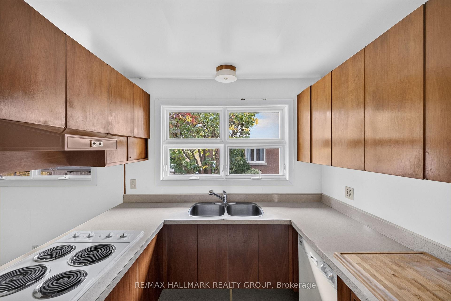 Photo 21 of 1471 Orchard Avenue, Ottawa, Alta Vista — HOMEH