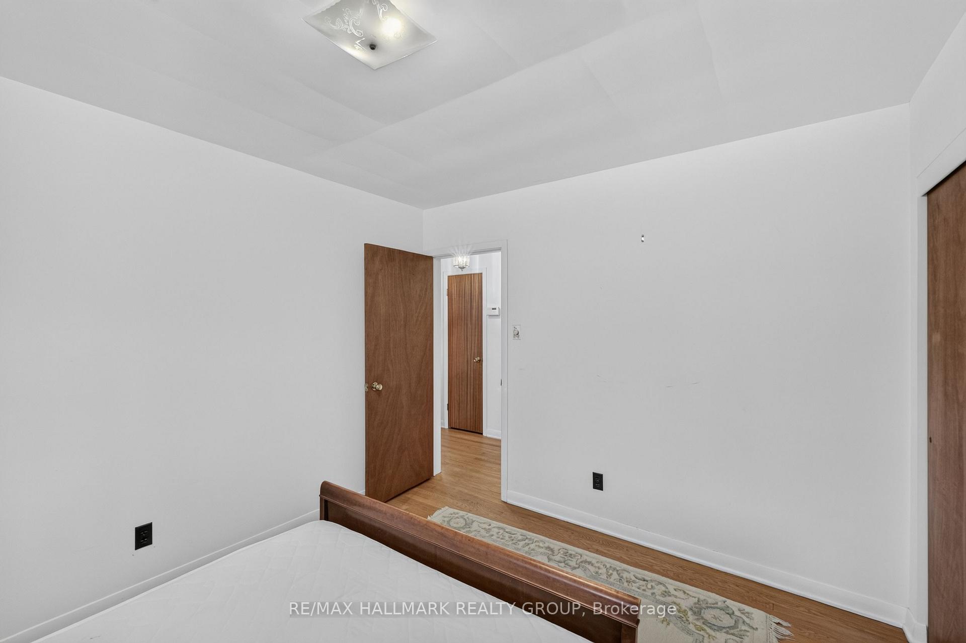 Photo 33 of 1471 Orchard Avenue, Ottawa, Alta Vista — HOMEH