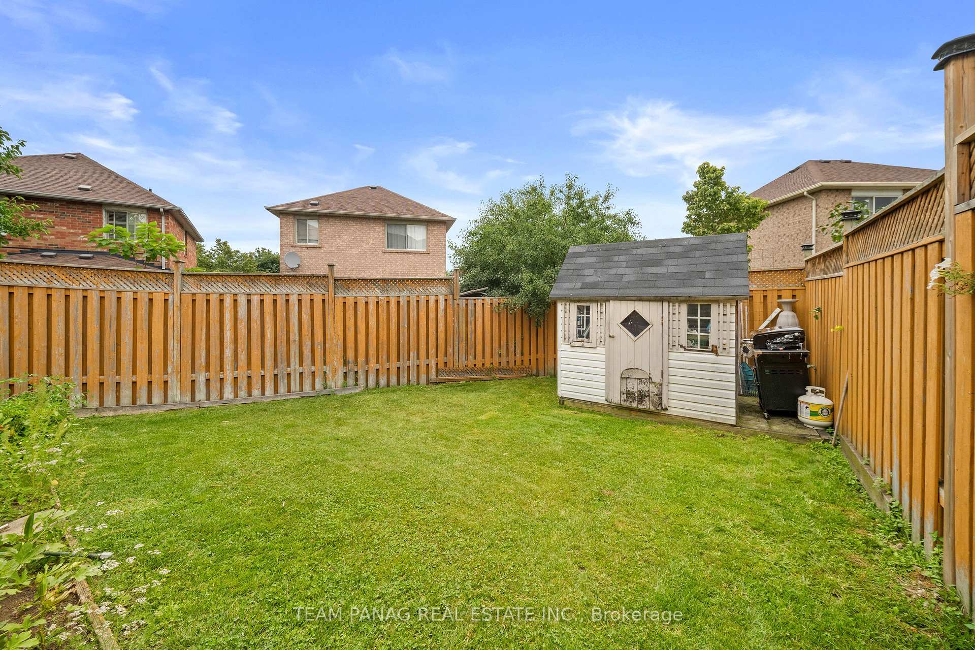 Photo 47 of 26 Narrow Valley Crescent, Brampton, Sandringham-Wellington — HOMEH