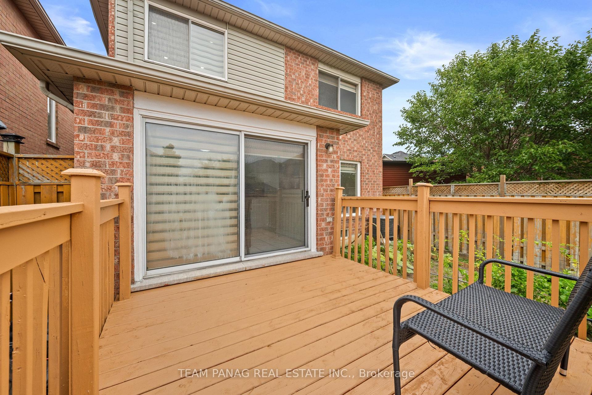 Photo 48 of 26 Narrow Valley Crescent, Brampton, Sandringham-Wellington — HOMEH