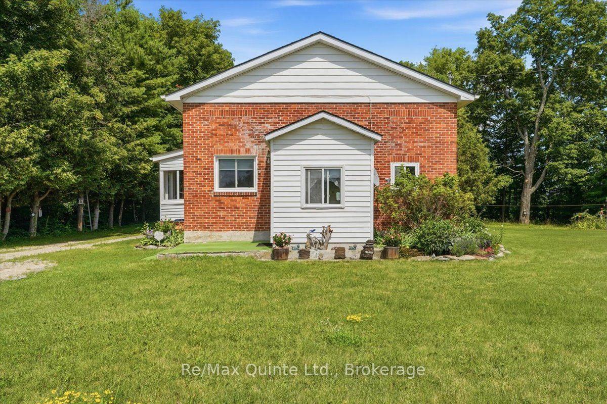 Photo 2 of 16492 Highway 62, Madoc — HOMEH