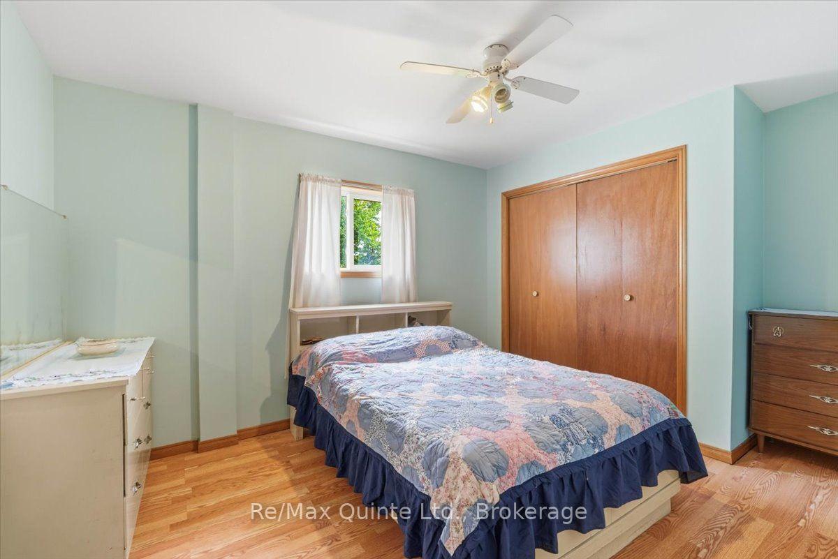 Photo 14 of 16492 Highway 62, Madoc — HOMEH