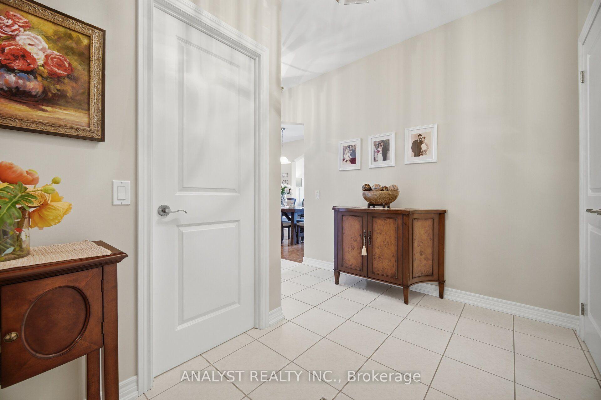 Photo 9 of Unit 221, 9519 Keele Street, Vaughan, Maple — HOMEH
