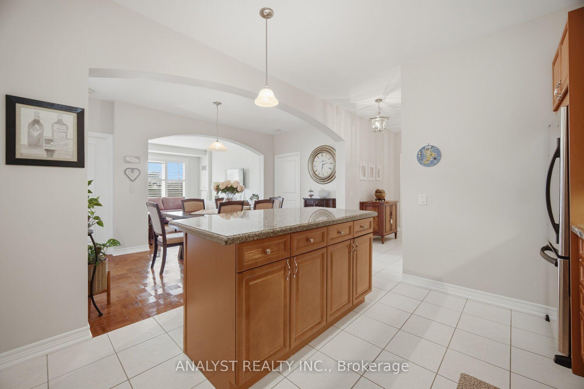Photo 11 of Unit 221, 9519 Keele Street, Vaughan, Maple — HOMEH