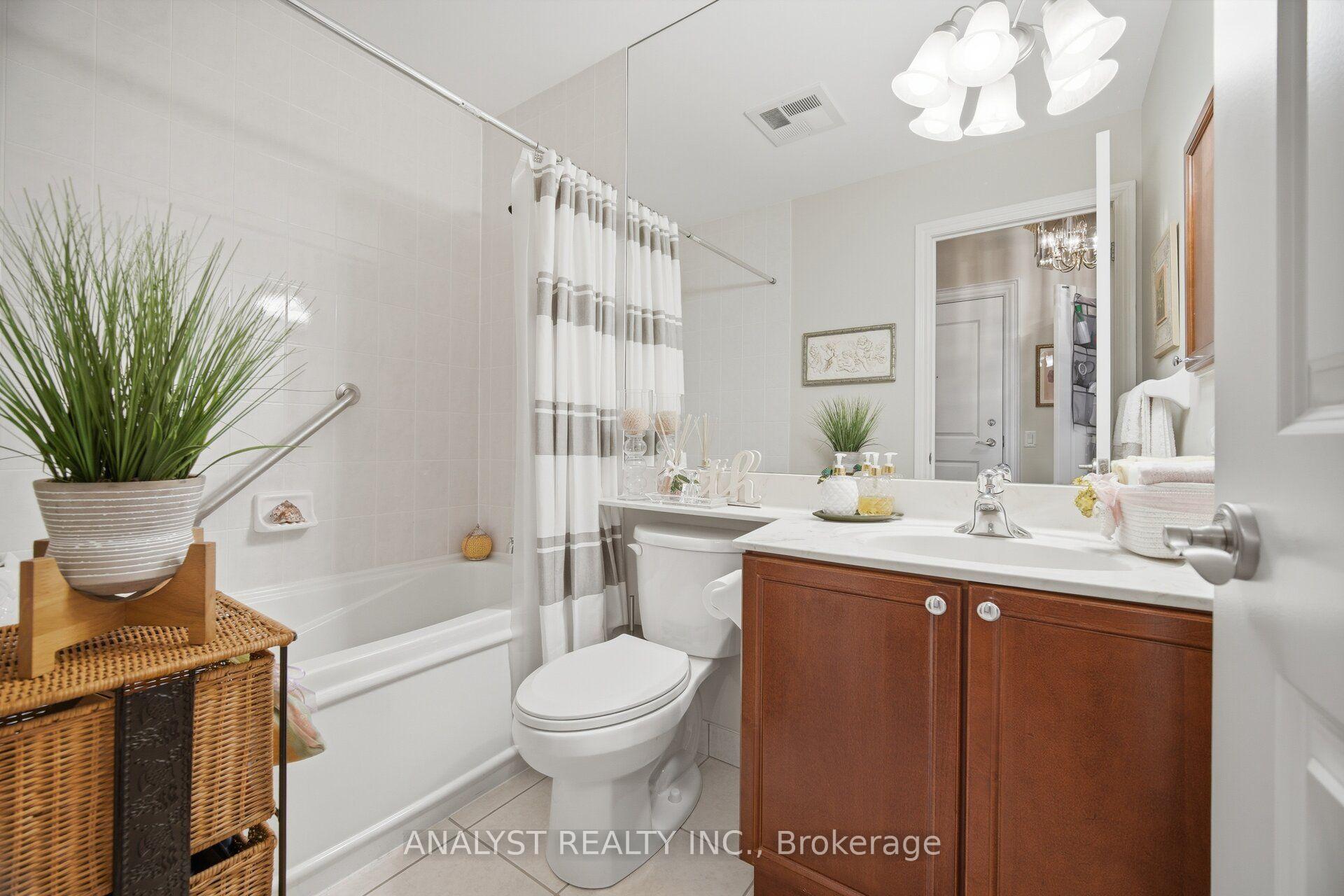Photo 25 of Unit 221, 9519 Keele Street, Vaughan, Maple — HOMEH