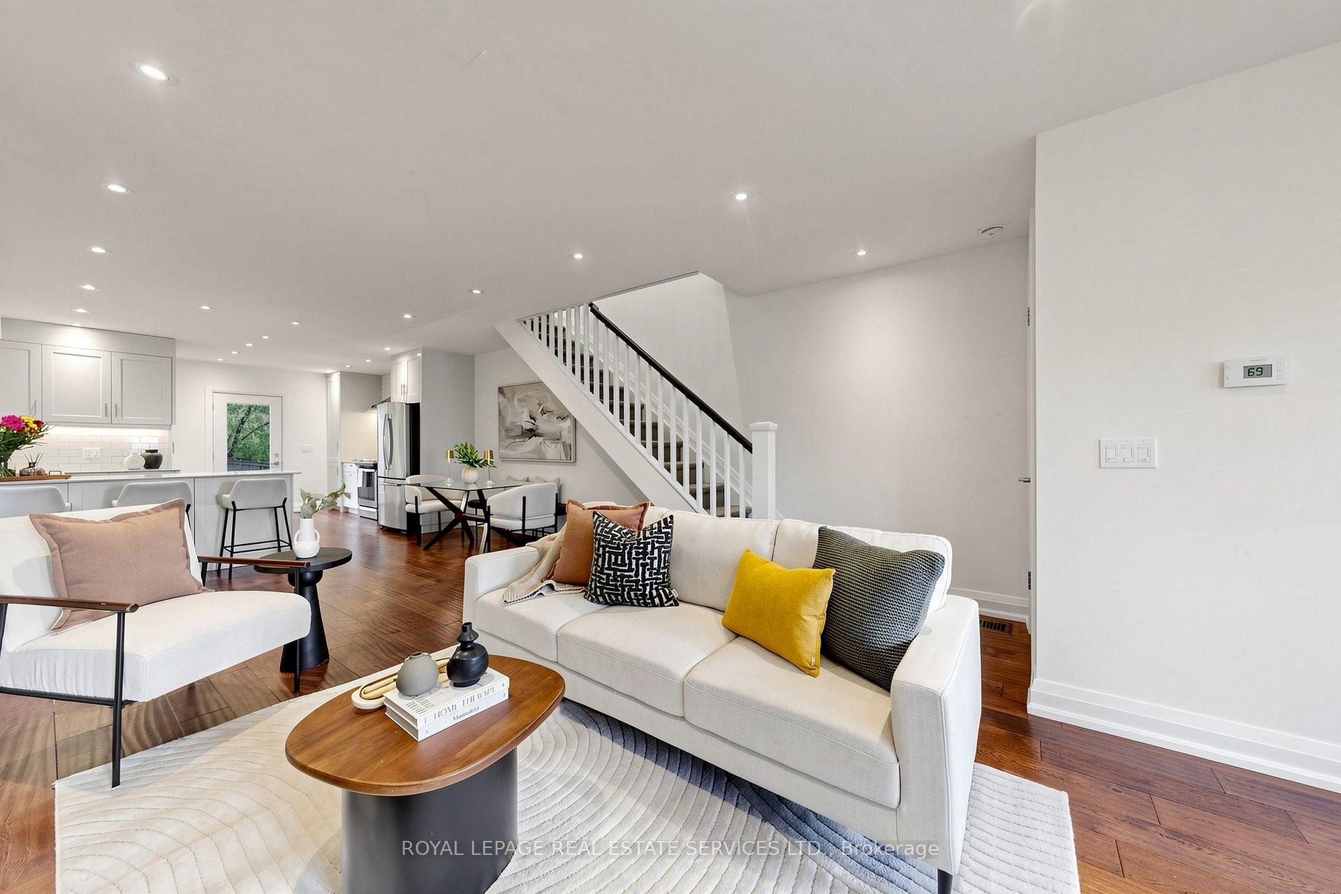 Photo 5 of 229 McRoberts Avenue, Toronto, Corso Italia-Davenport — HOMEH
