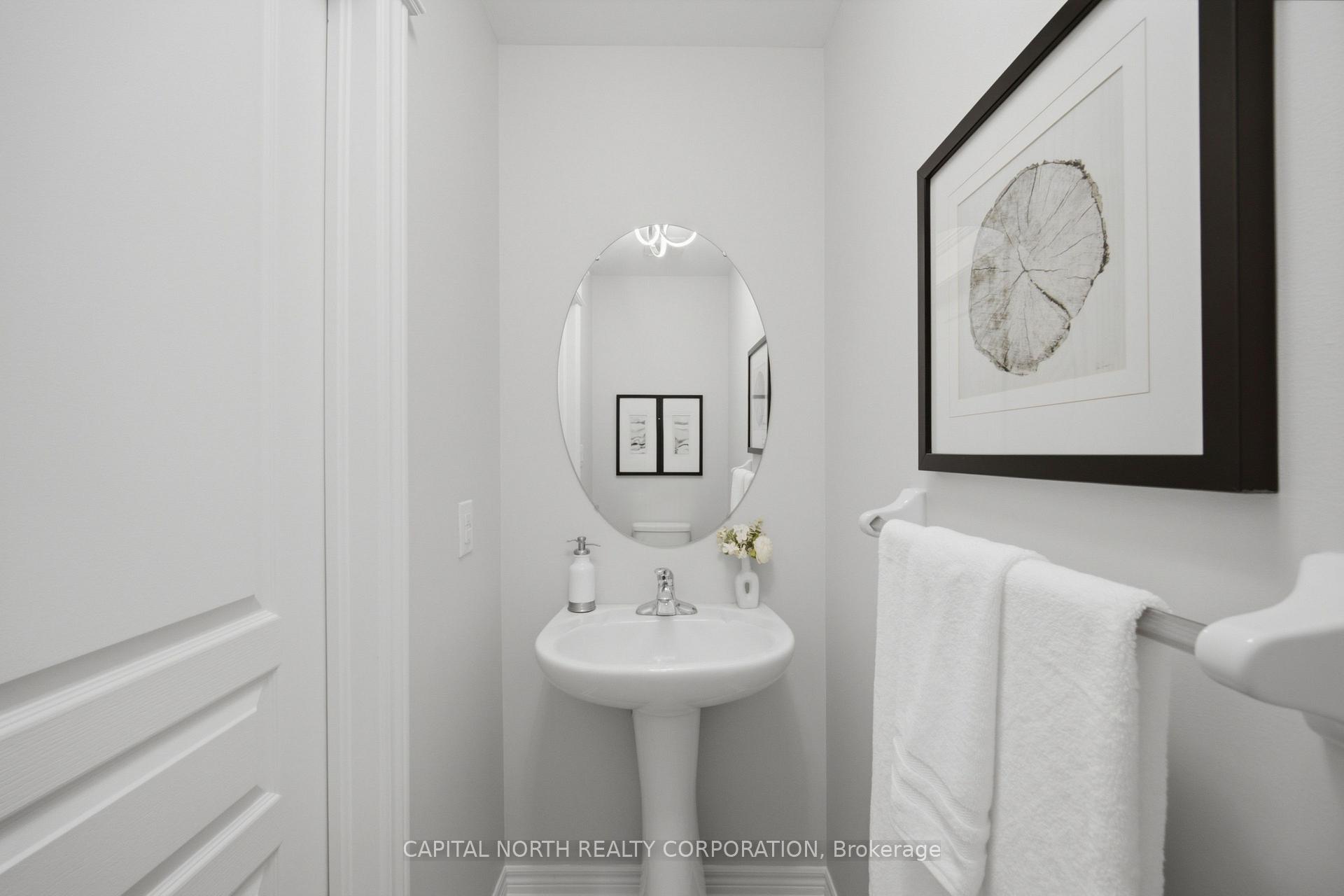 Photo 16 of 384 William Dunn Crescent, Newmarket, Summerhill Estates — HOMEH