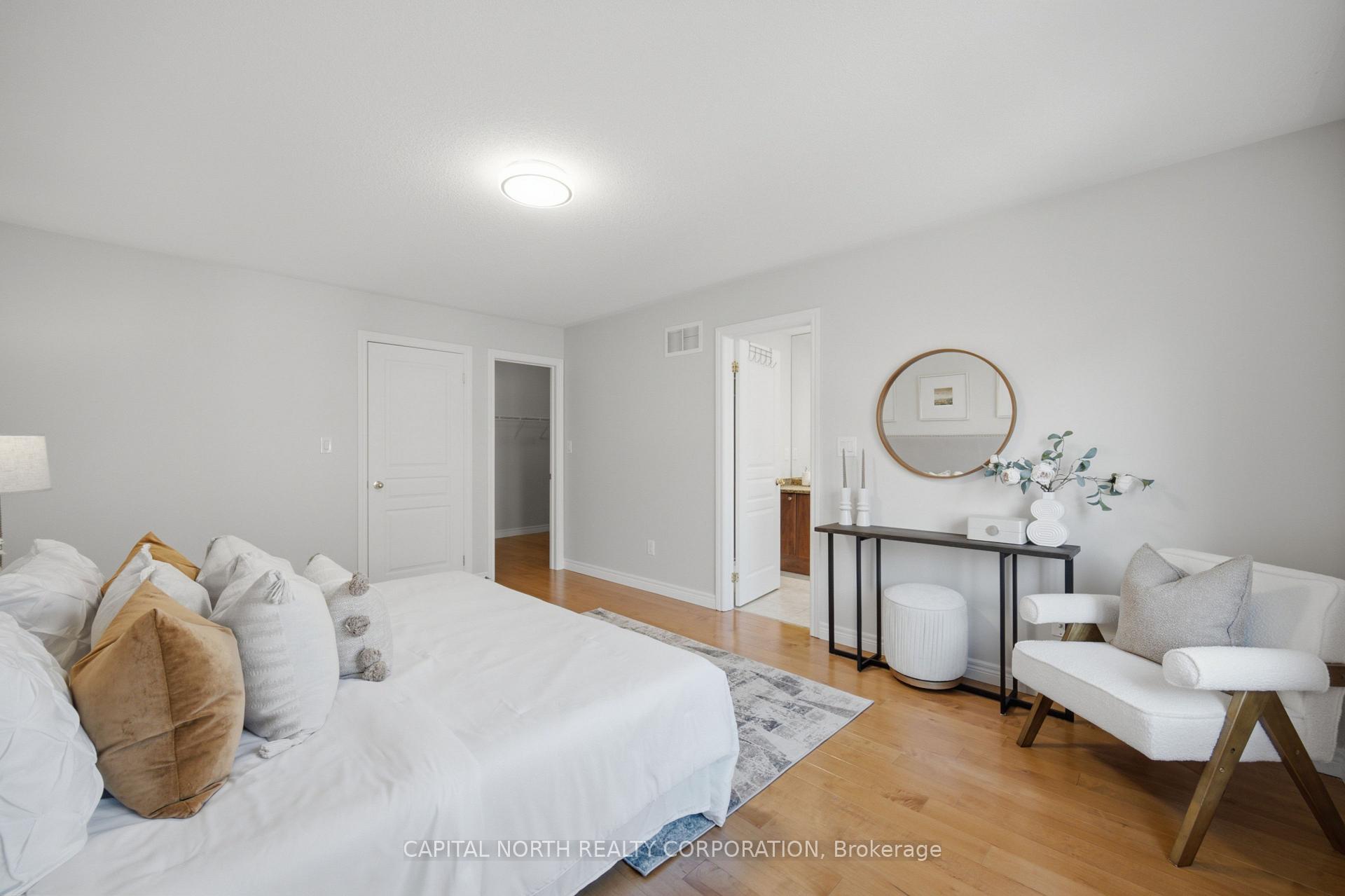 Photo 20 of 384 William Dunn Crescent, Newmarket, Summerhill Estates — HOMEH