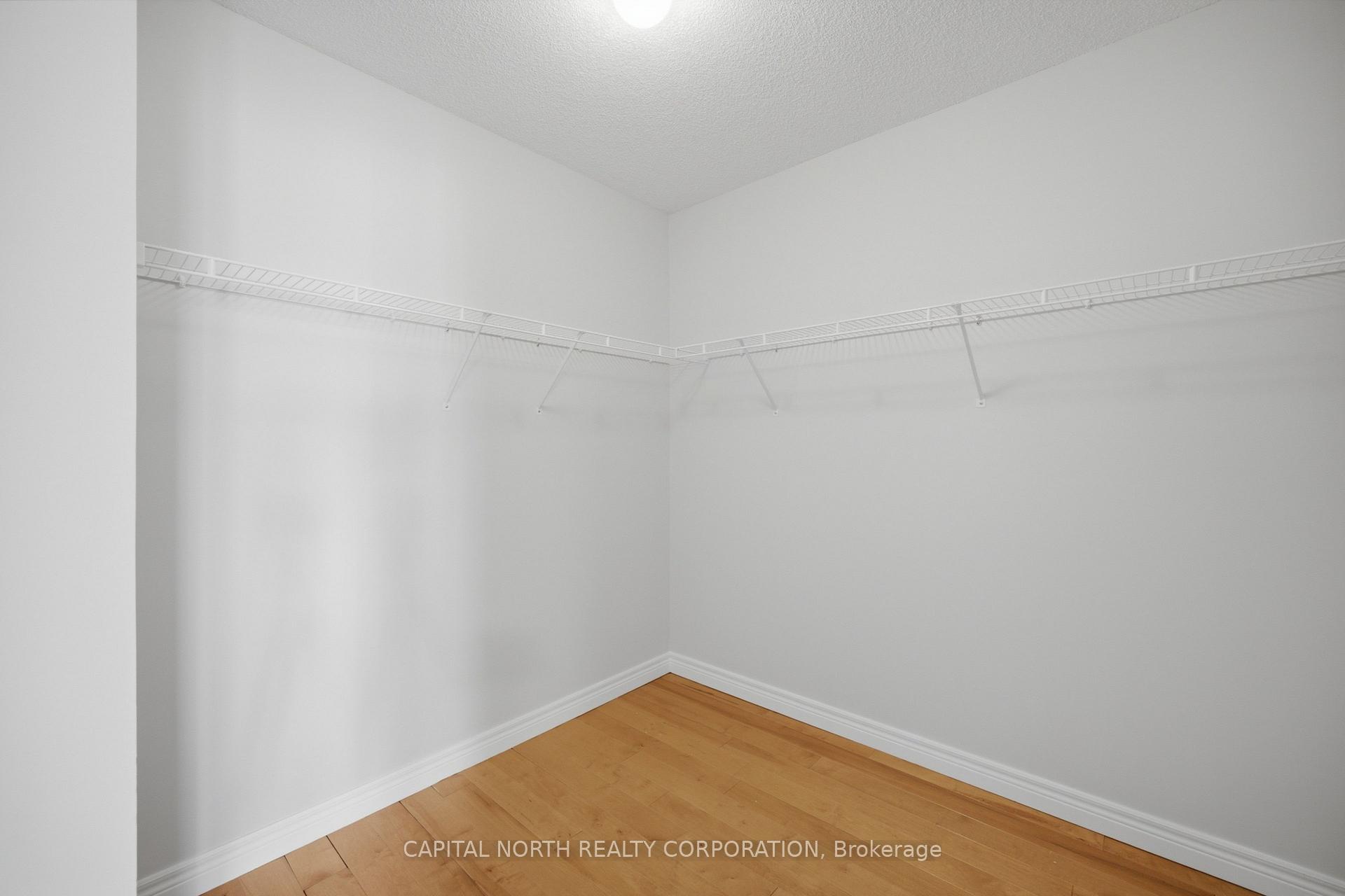 Photo 24 of 384 William Dunn Crescent, Newmarket, Summerhill Estates — HOMEH