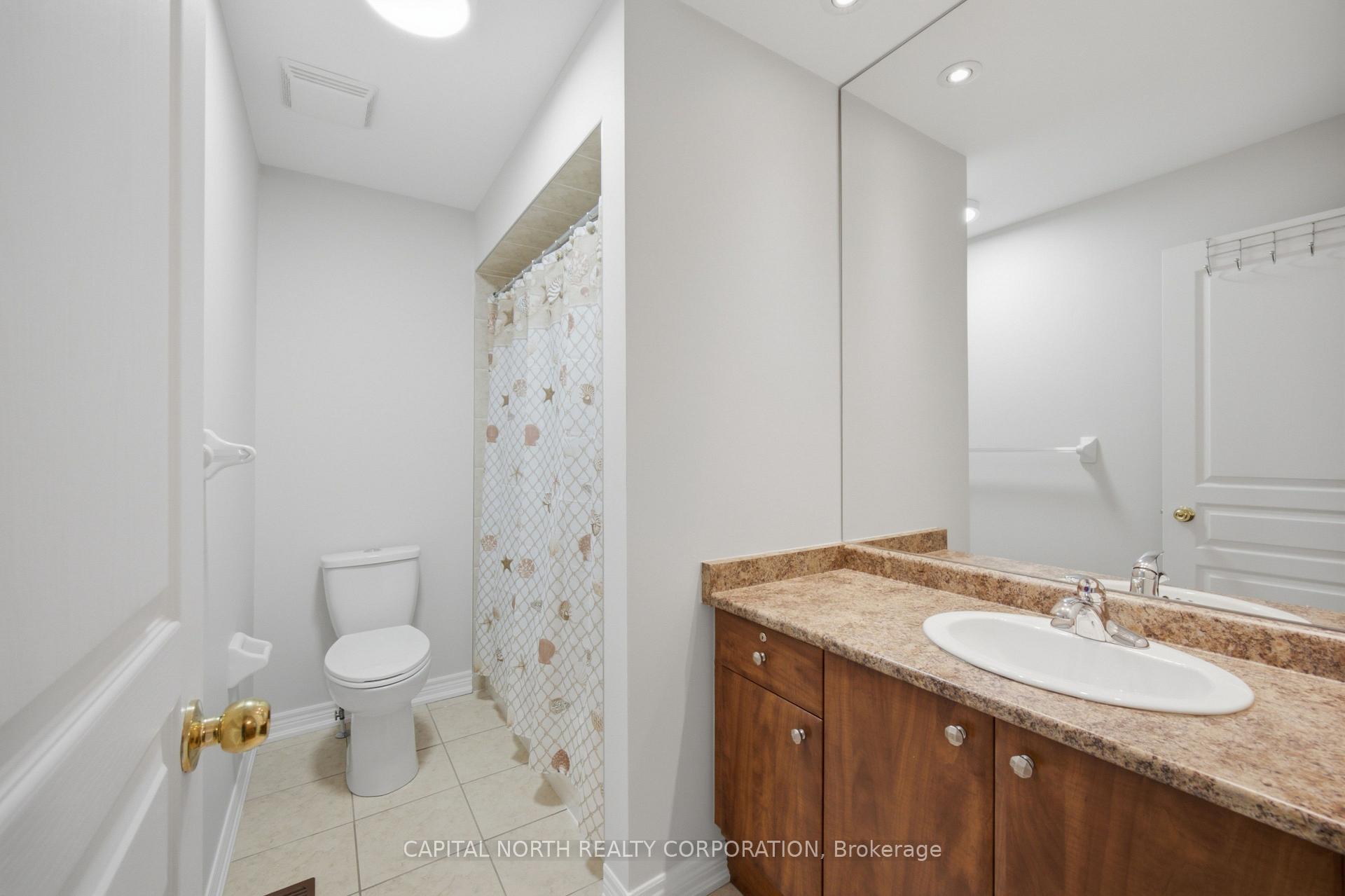 Photo 29 of 384 William Dunn Crescent, Newmarket, Summerhill Estates — HOMEH