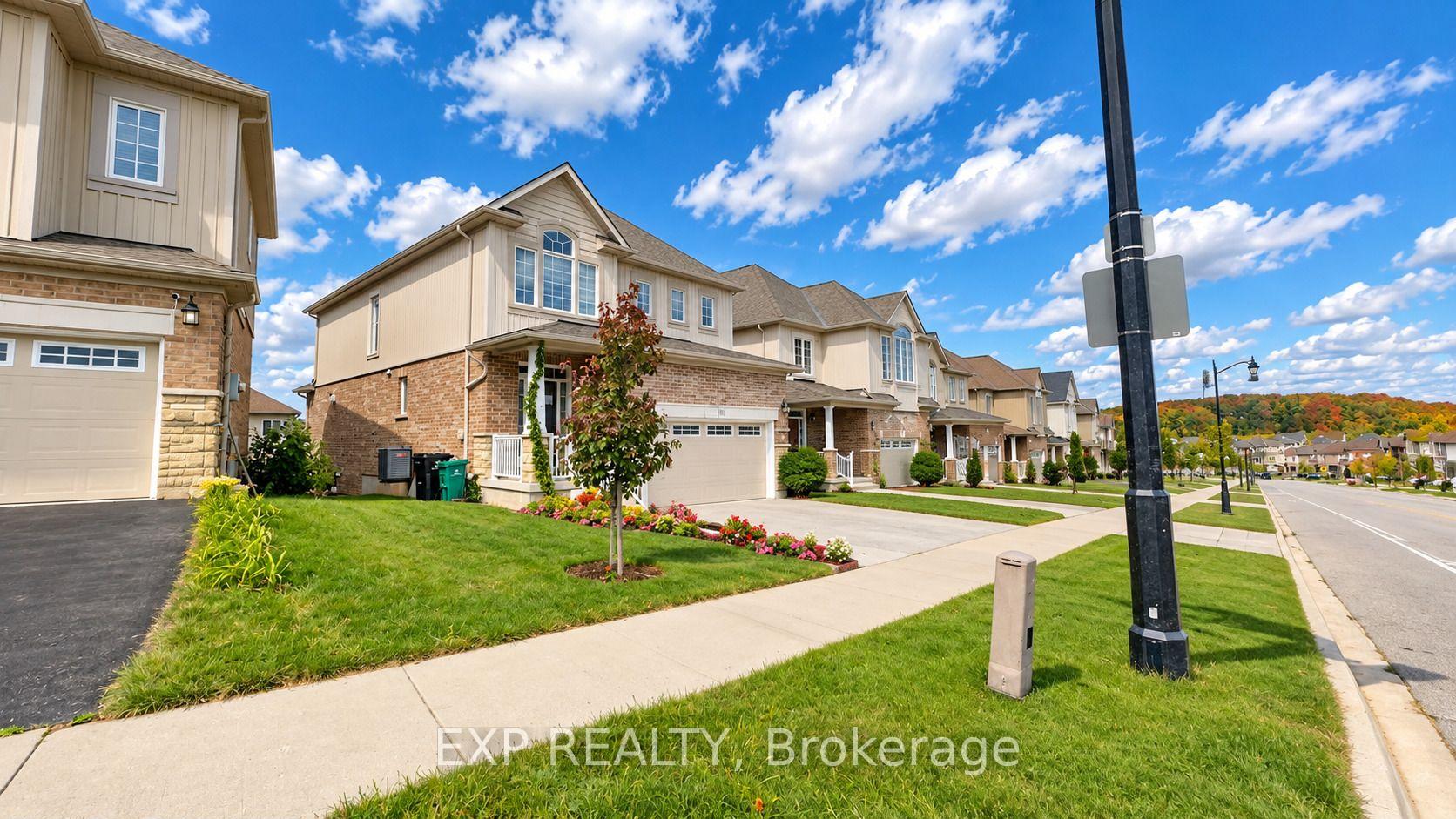 Photo 2 of Unit Upper, 355 Beechdrops Drive, Waterloo, Columbia Forest/Clair Hills — HOMEH