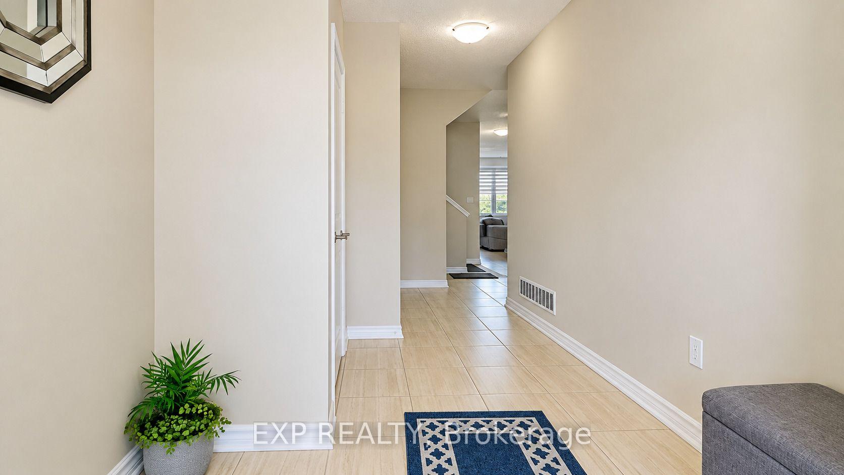 Photo 6 of Unit Upper, 355 Beechdrops Drive, Waterloo, Columbia Forest/Clair Hills — HOMEH