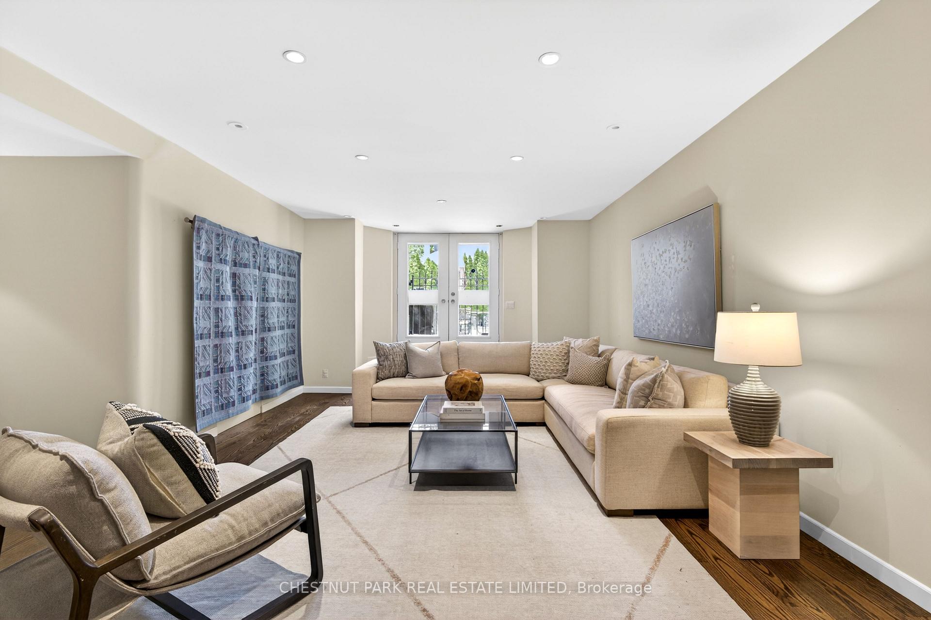 Photo 39 of 63 Lympstone Avenue, Toronto, Lawrence Park South — HOMEH