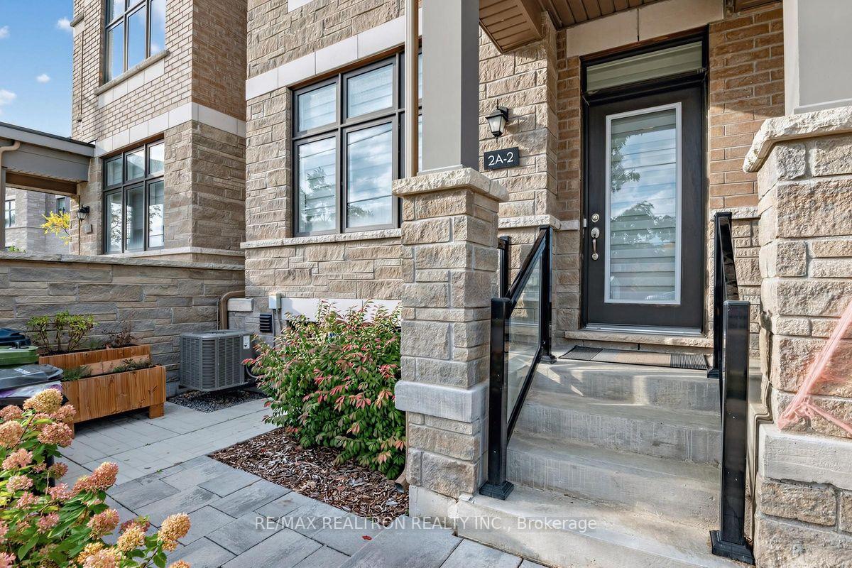 Photo 2 of Unit 2, 2A Muir Avenue, North York, Humber Summit — HOMEH
