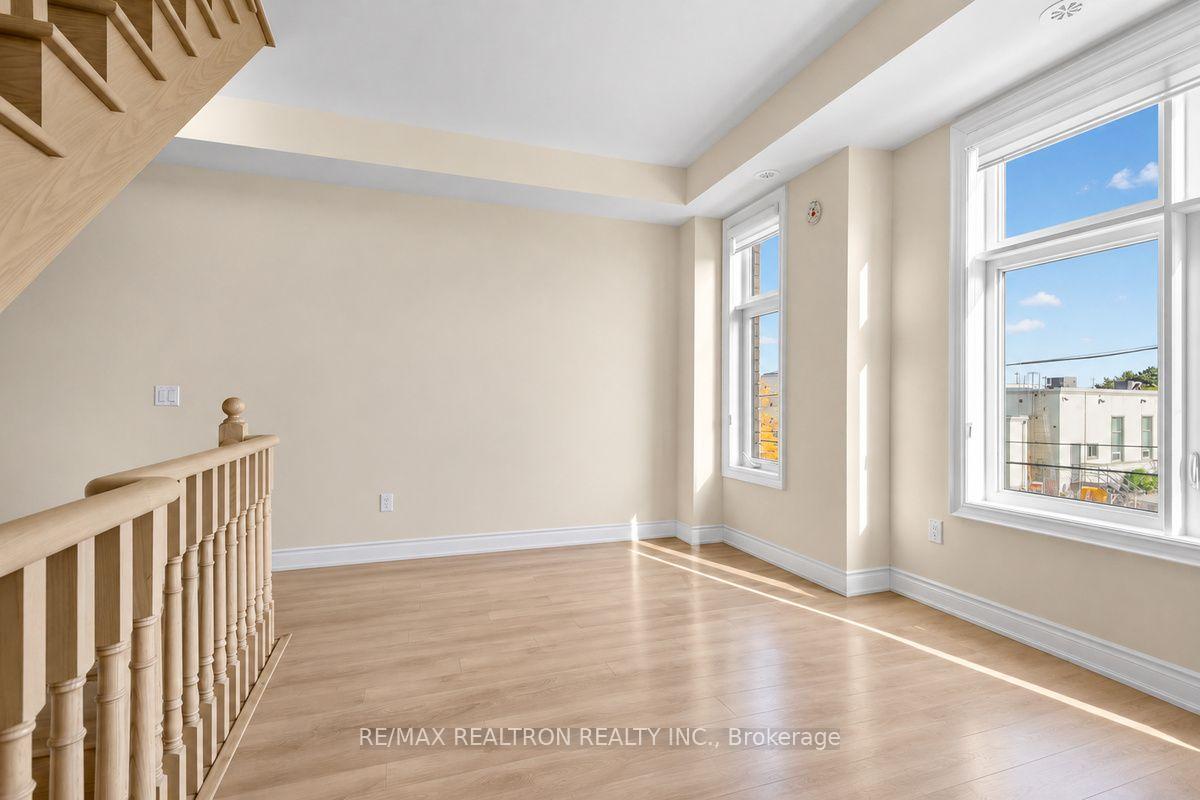 Photo 9 of Unit 2, 2A Muir Avenue, North York, Humber Summit — HOMEH