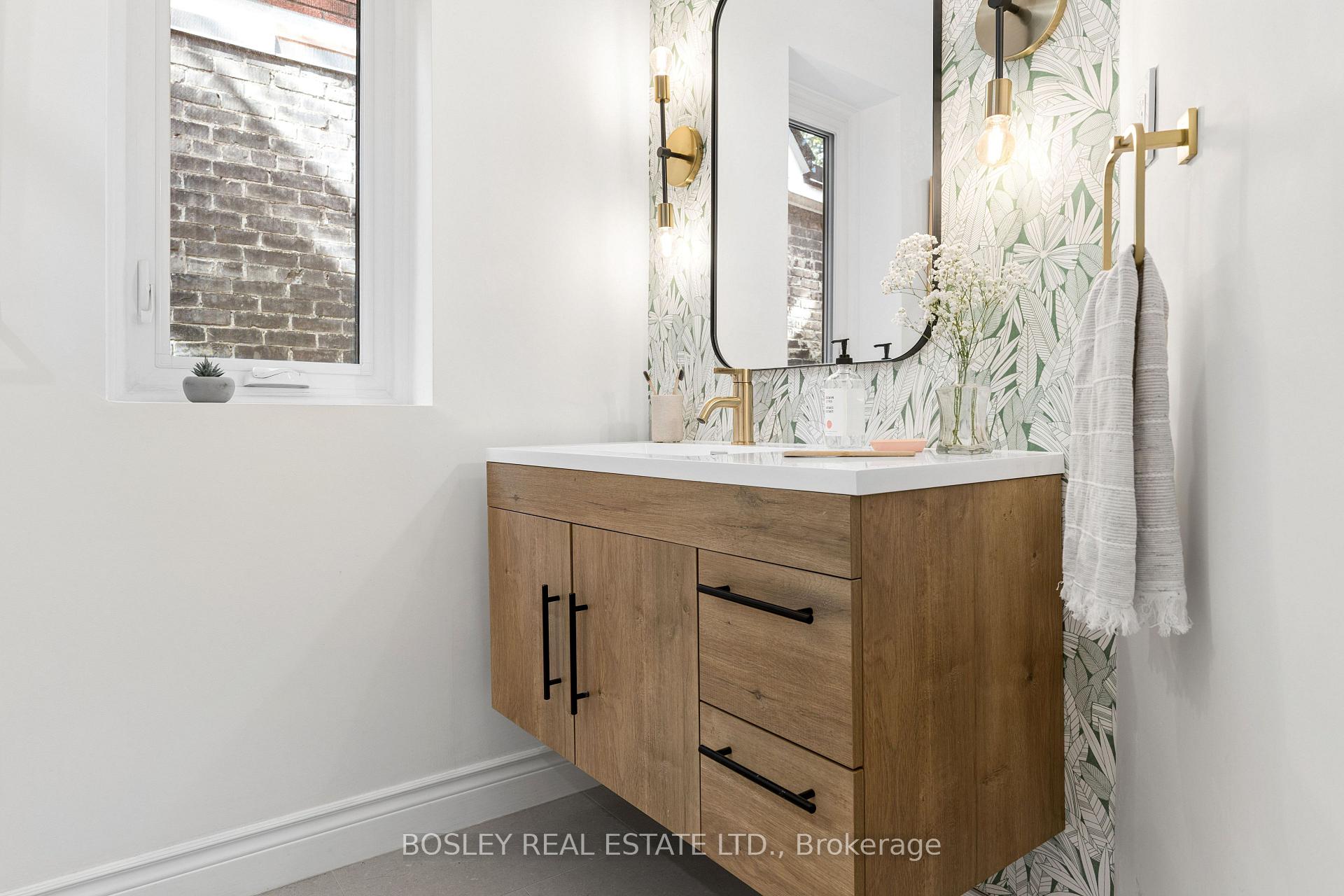 Photo 13 of 108 Coady Avenue, Toronto, South Riverdale — HOMEH