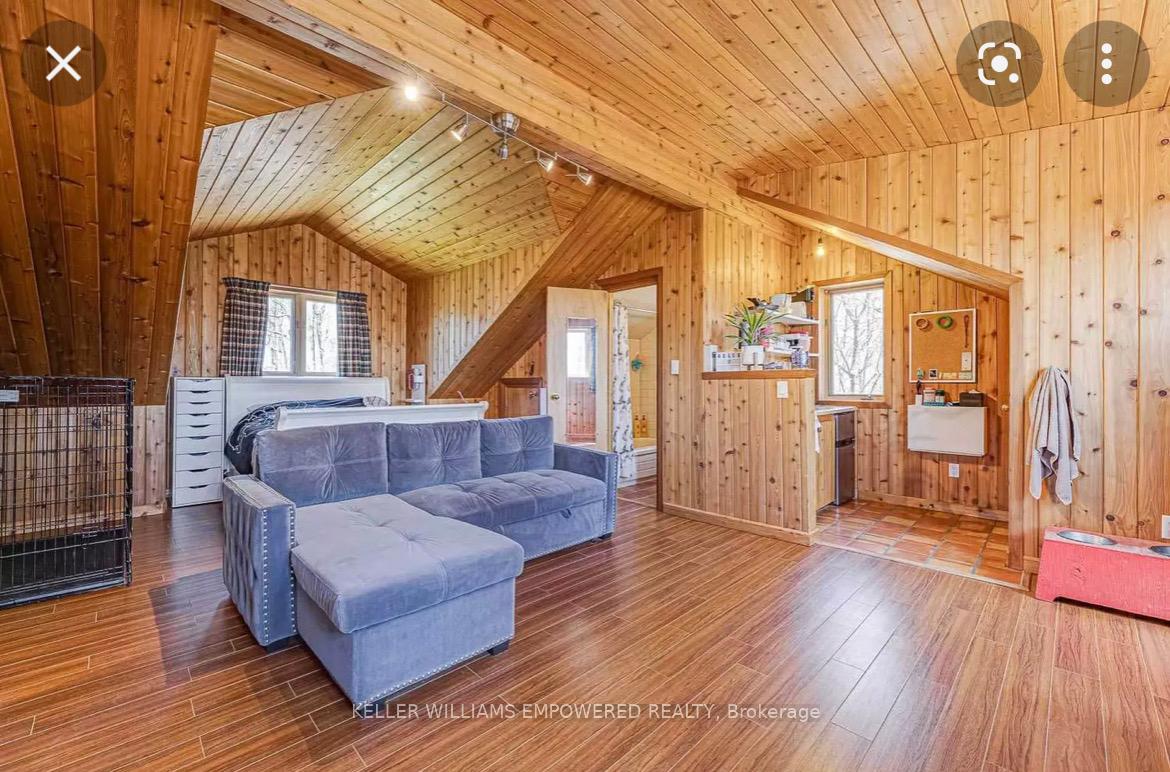 Photo 4 of Unit Coach House, 5672 16th Side Road, King, Rural King — HOMEH