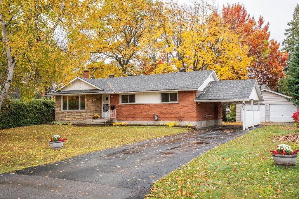 Photo of 19 Sharon Crescent