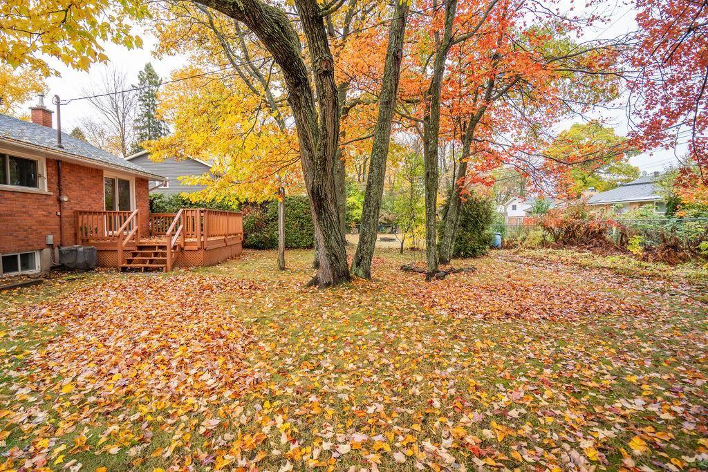 Photo 34 of 19 Sharon Crescent, Sault Ste Marie, Ward 3 — HOMEH