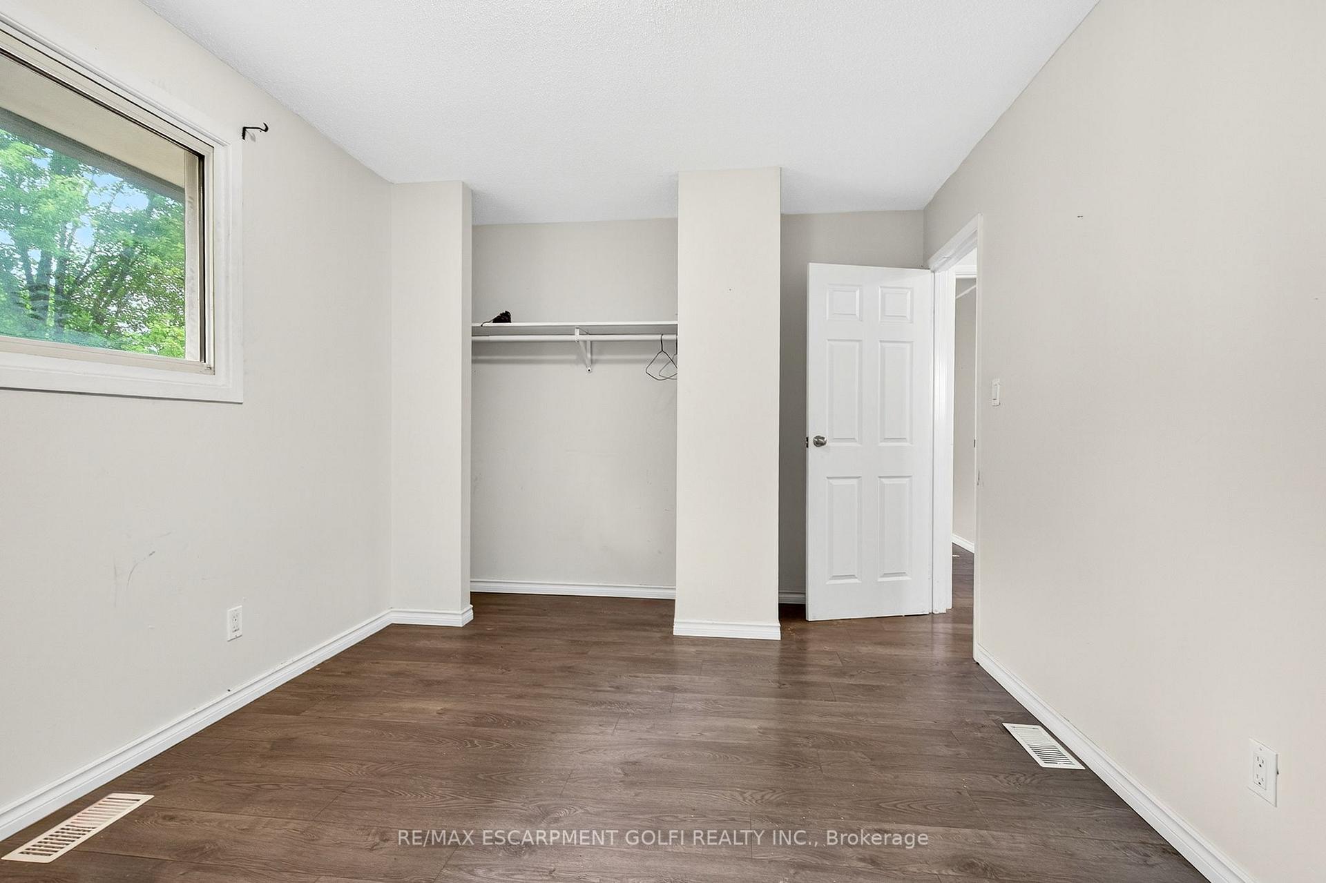 Photo 13 of Unit Main Floor, 133 Northgate Drive, Welland, N. Welland — HOMEH
