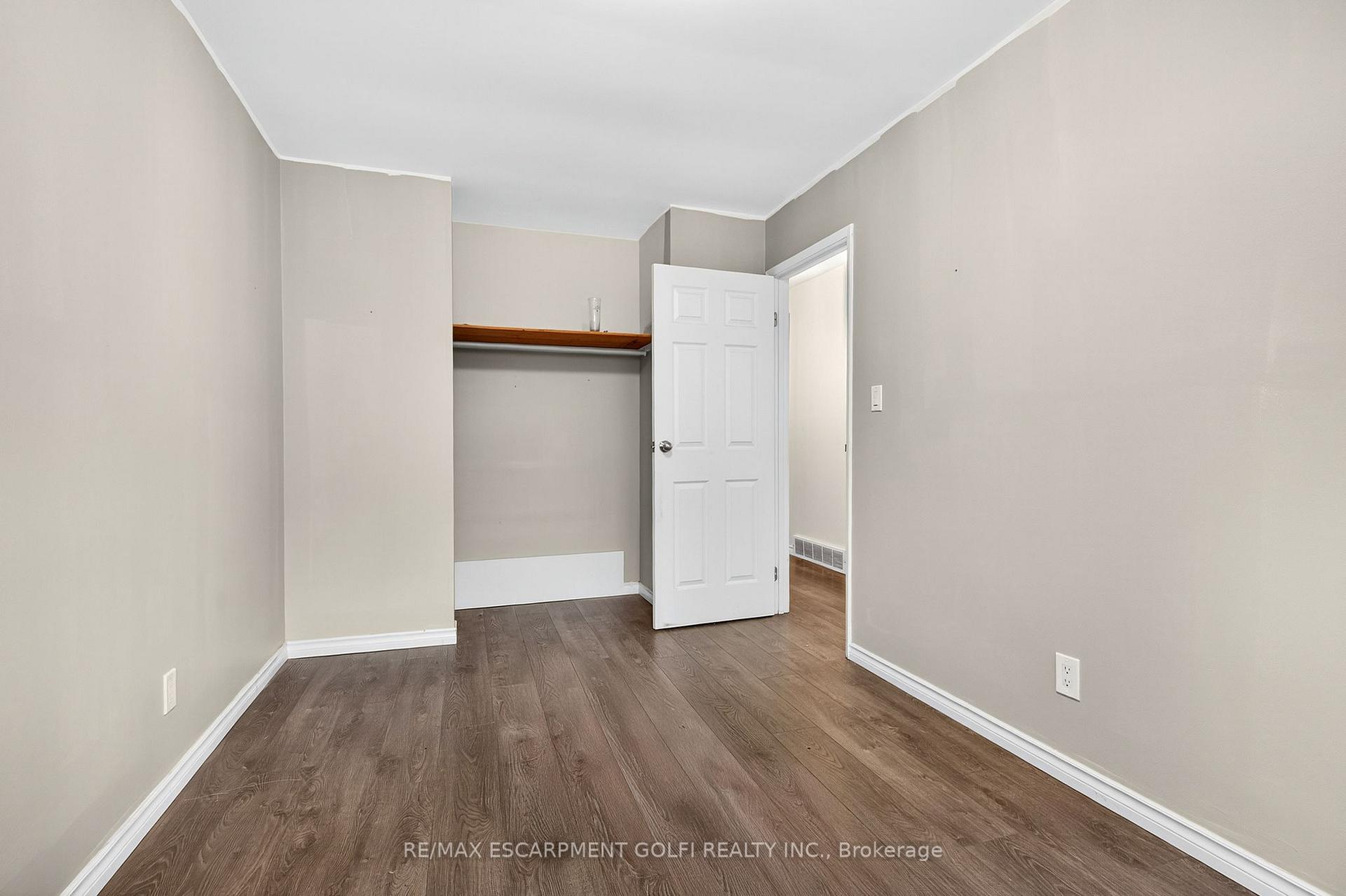 Photo 15 of Unit Main Floor, 133 Northgate Drive, Welland, N. Welland — HOMEH