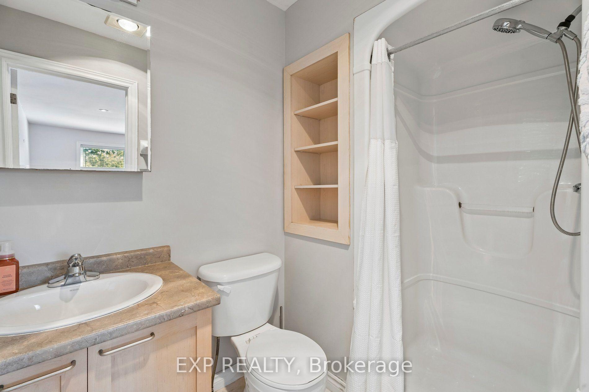 Photo 28 of 27 Pettit Street, Hamilton, Winona — HOMEH