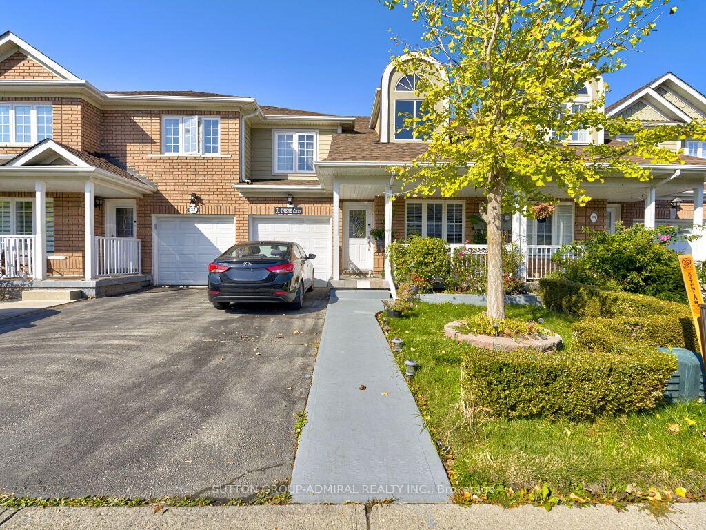 Photo 2 of 31 Irene Crescent, Brampton, Fletcher's Meadow — HOMEH