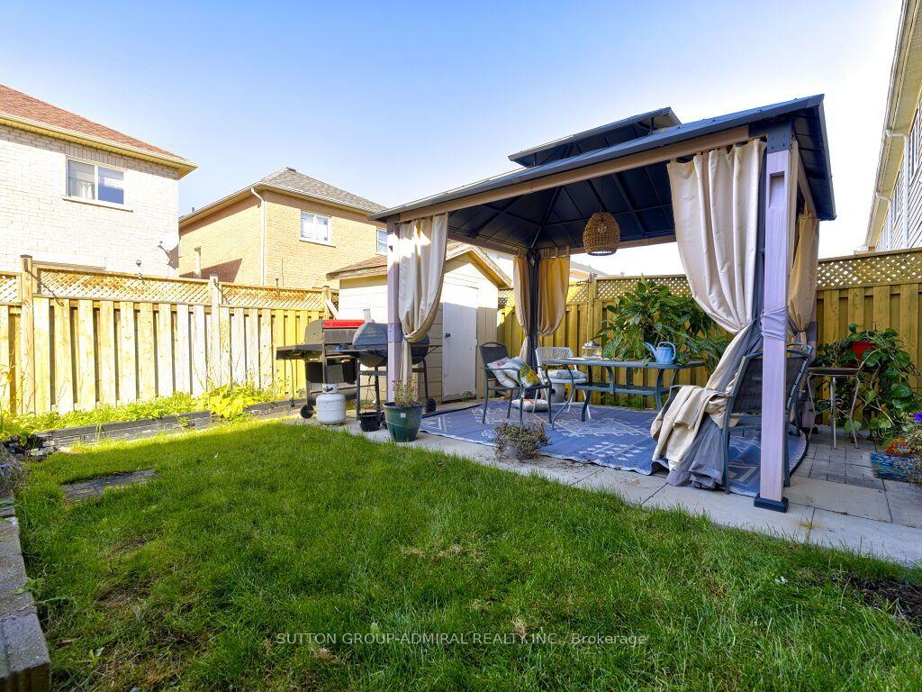 Photo 33 of 31 Irene Crescent, Brampton, Fletcher's Meadow — HOMEH