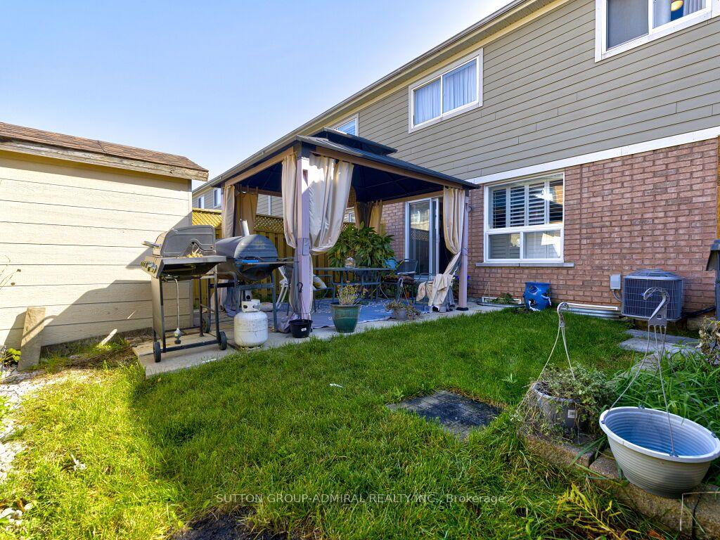 Photo 36 of 31 Irene Crescent, Brampton, Fletcher's Meadow — HOMEH