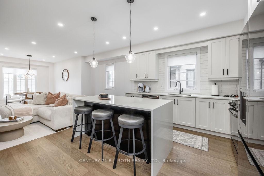 Photo 9 of 34 Kiernan Crescent N, New Tecumseth, Alliston — HOMEH