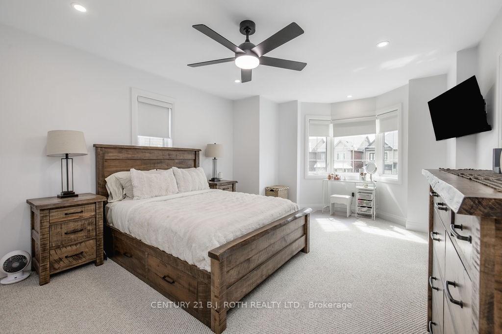Photo 23 of 34 Kiernan Crescent N, New Tecumseth, Alliston — HOMEH