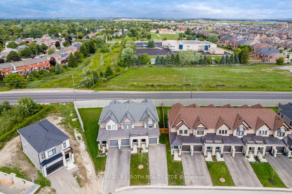 Photo 50 of 34 Kiernan Crescent N, New Tecumseth, Alliston — HOMEH