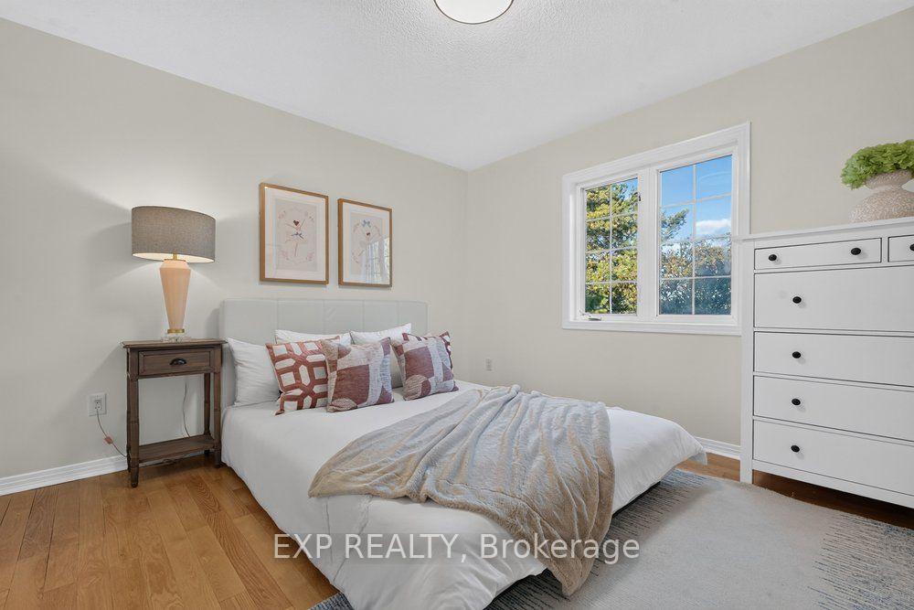 Photo 21 of 219 Hopecrest Road, Markham, Cachet — HOMEH