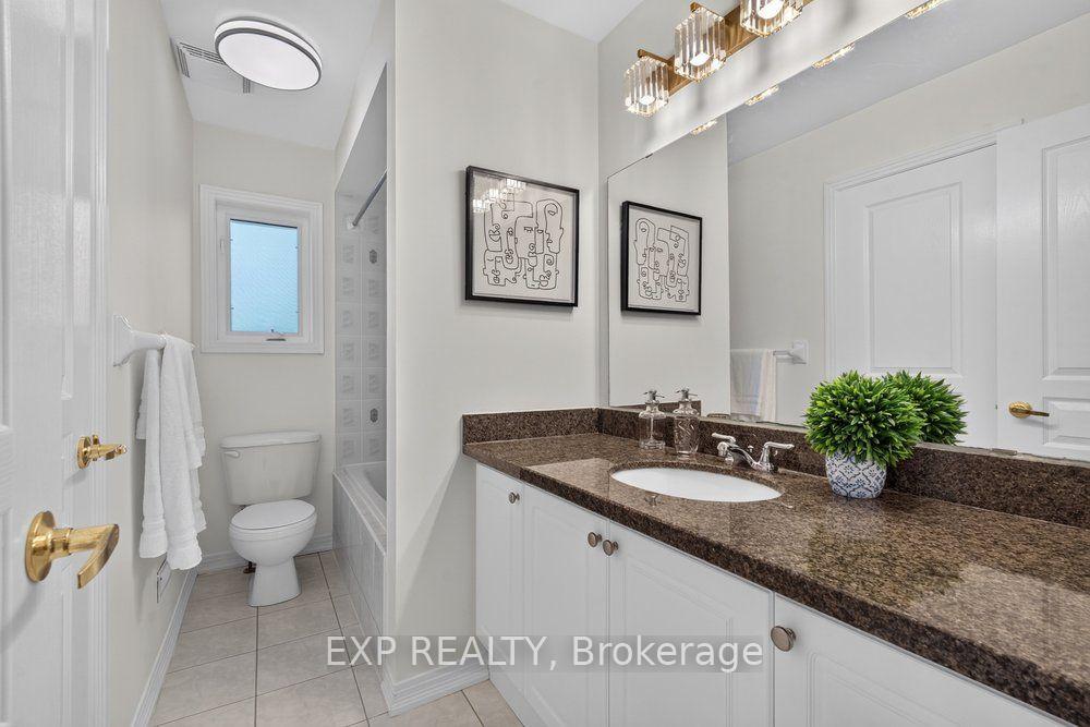 Photo 26 of 219 Hopecrest Road, Markham, Cachet — HOMEH