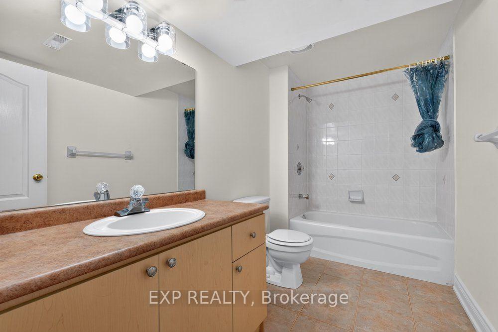 Photo 31 of 219 Hopecrest Road, Markham, Cachet — HOMEH